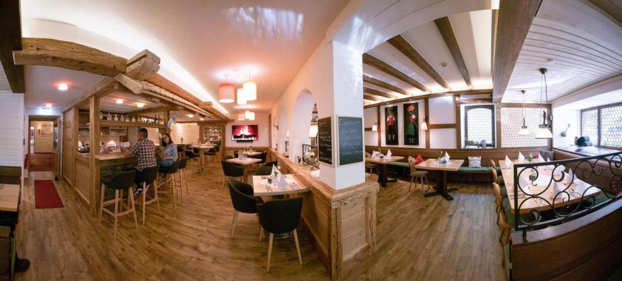 Gruener Baum Naturparkhotel & Schwarzwald-Restaurant Todtnau Exteriör bild